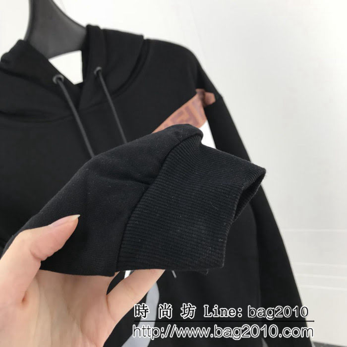 FENDI芬迪 18SS秋冬新款 拼接斜杠 刺繡Fendi字母 純棉衛衣 情侶款 ydi1597